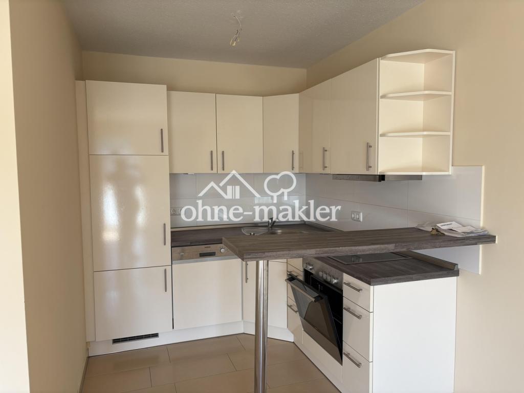 Moderne 2 Zimmer-Wohnung mit offener Küche - Photo 2