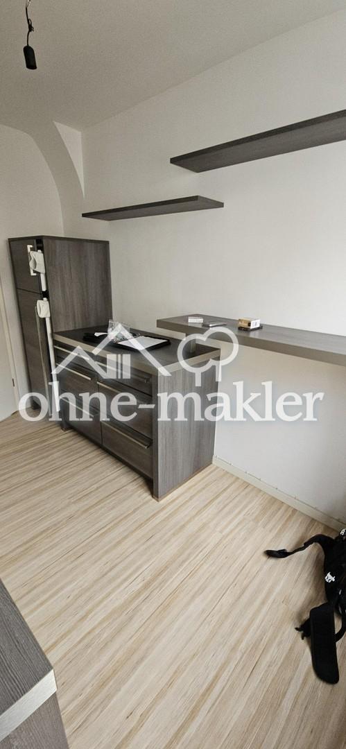 Schöne 3-Zimmer-Wohnung in ruhigem Mehrfamilienhaus mit Balkon - Photo 2