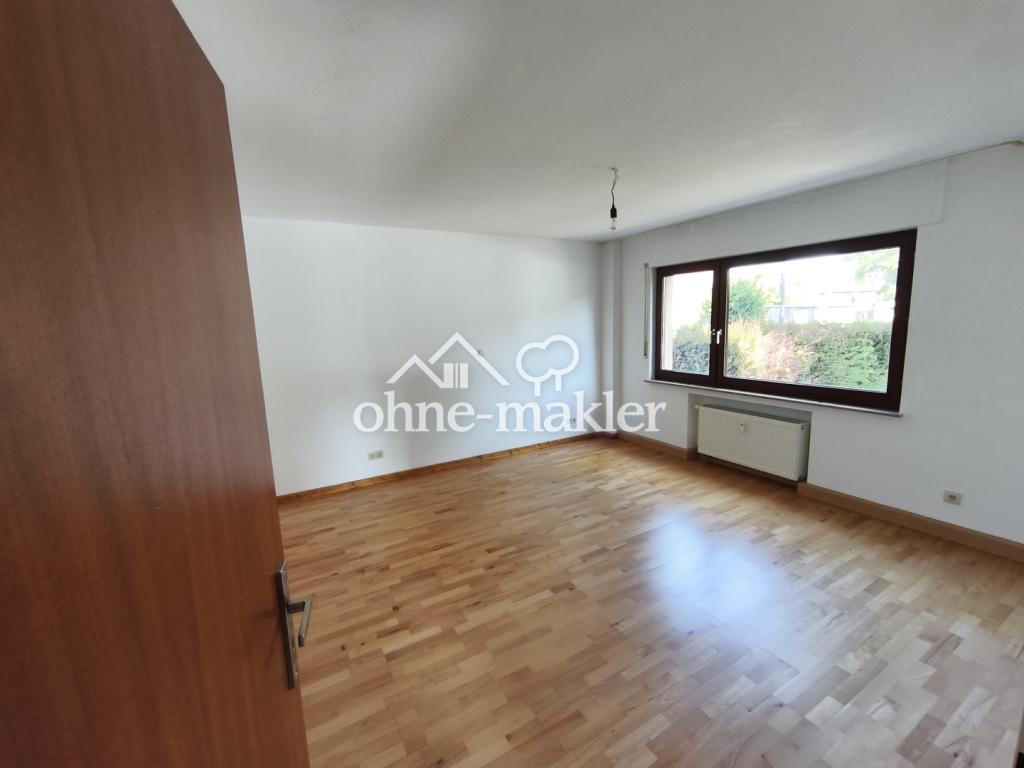 Großzügige Erdgeschoss Wohnung mit Garten und Garage - Photo 1