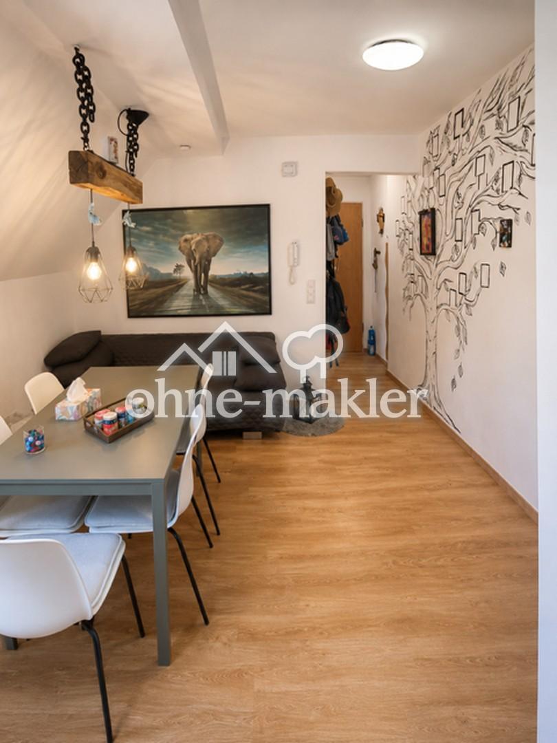 Charmante 4-Zimmer-Dachgeschosswohnung – modern und gemütlich - Photo 1