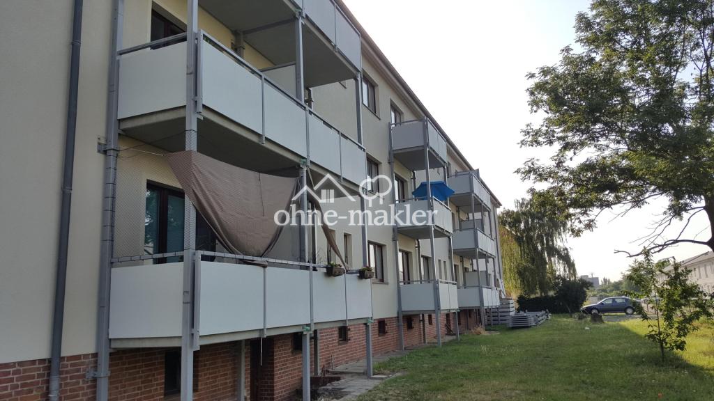 Schöne 2,5 Zimmer-Wohnung mit Südbalkon und Blick über die Stadt - Photo 5