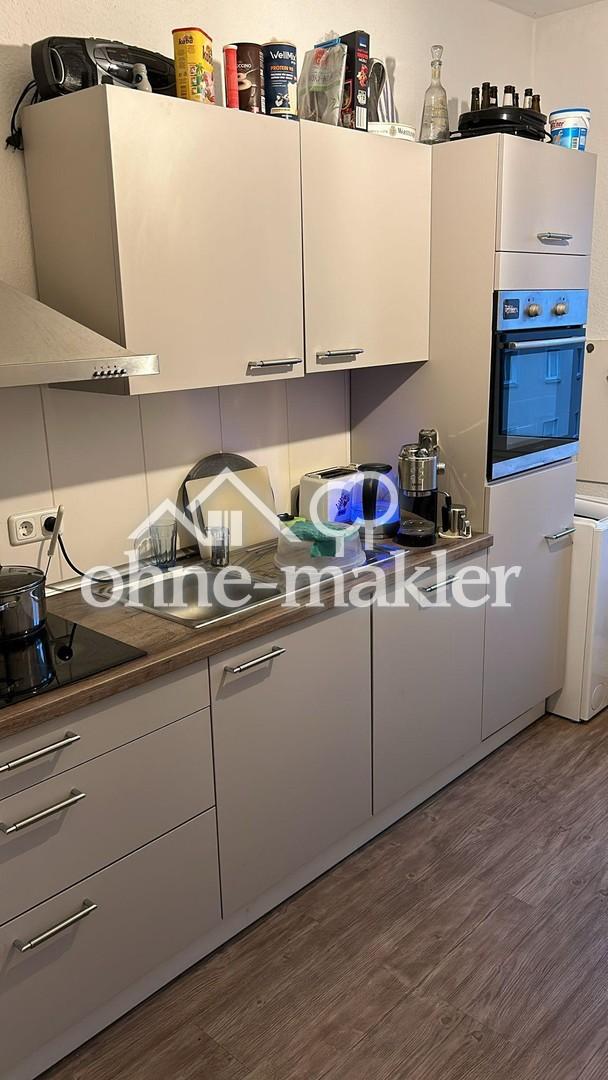 Schöne 2,5 Zimmer-Wohnung mit Südbalkon und Blick über die Stadt - Photo 2