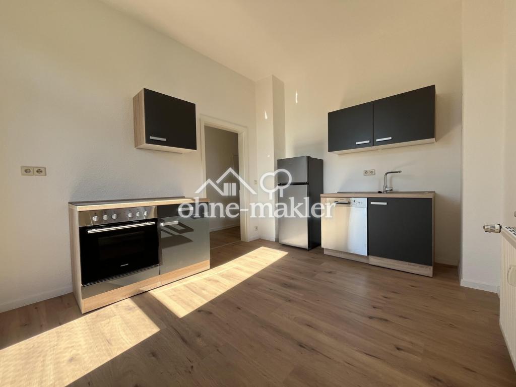Erstbezug nach Sanierung - Großzügige 3-Raumwohnung in Zwickau-Nord im DG - Photo 2