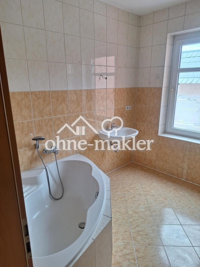 Helle 3-Raum-Wohnung m. großem Tageslichtbad u. Ankleide in Zwickau-Crossen - Photo 3