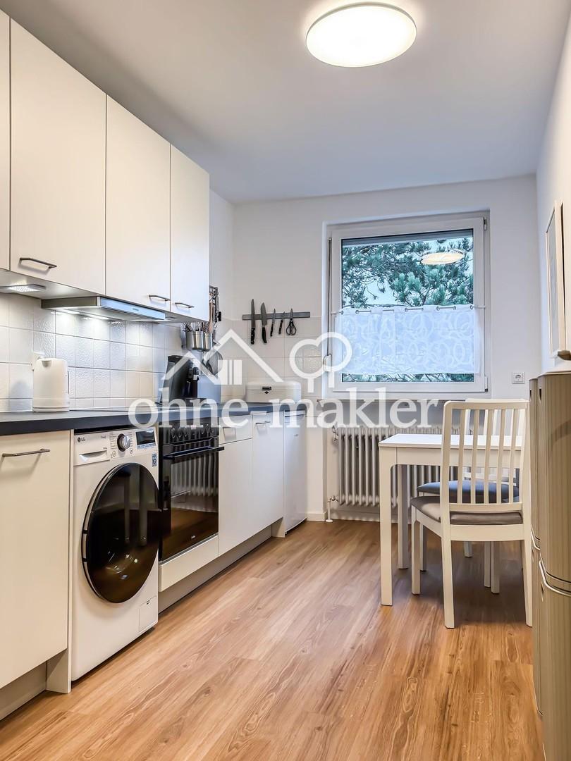 Mit sonnigem Balkon: Möbliertes Zimmer in großzügiger 2er WG - Photo 3