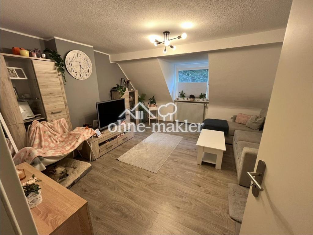 Schöne 2,5 Zimmer Wohnung mit Gemeinschaftsgarten - Photo 2