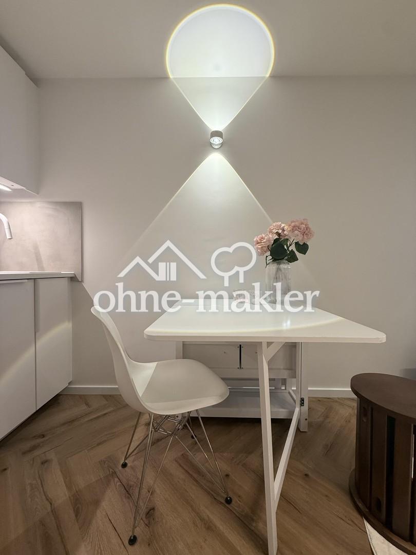 Hübsches, komplett saniertes App. mit Mini-Balkon, neu möbliert- frei ab sofort - Photo 3