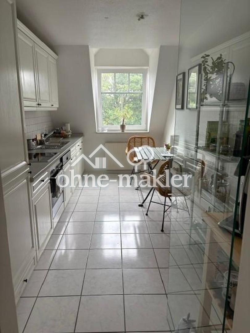 Lichtdurchflutete 3-Zimmer-Wohnung mit Südbalkon – mit energetisch neuen Fenstern / 3 min zum Kanal - Foto 5