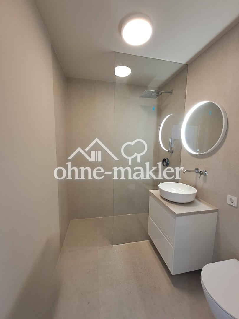 Elegantes LUXUS 1,5 Zimmer Apartment hochwert. kpl. saniert, Parkett, Vollküche, möbl,.Traumausblick - Foto 3