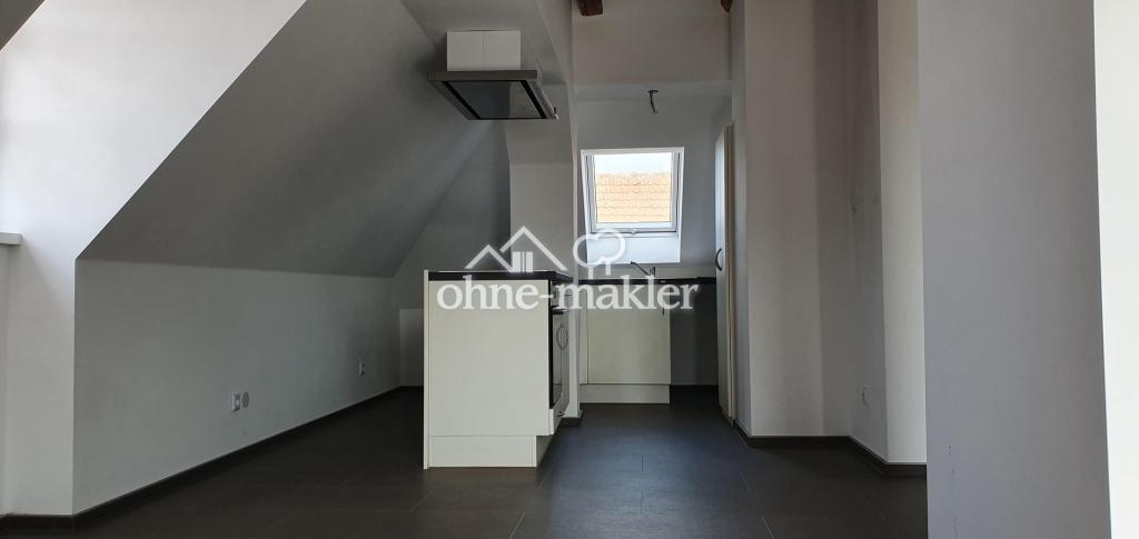 Traumhafte Maisonette-Wohnung in stilvoller Stadtvilla inklusive Einbauküche - Photo 3