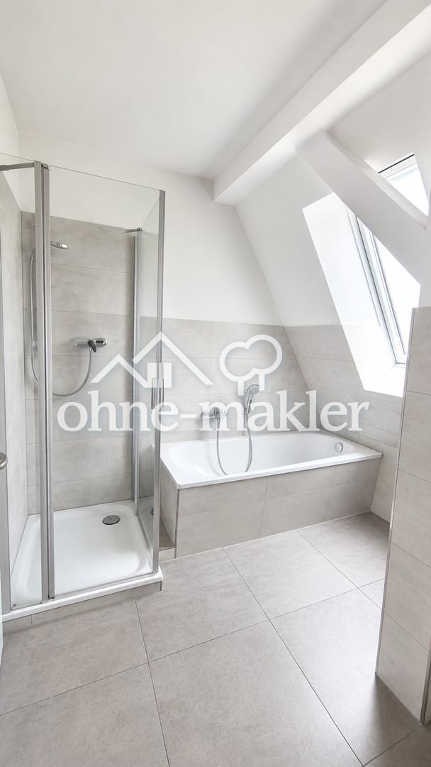 Erstbezug nach Sanierung | Einbauküche, 2 Bäder, mehrere Terrassen, Abstellraum - Foto 2
