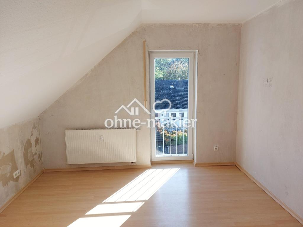 Schöne helle 3-Zimmer-DG-Wohnung - Foto 1