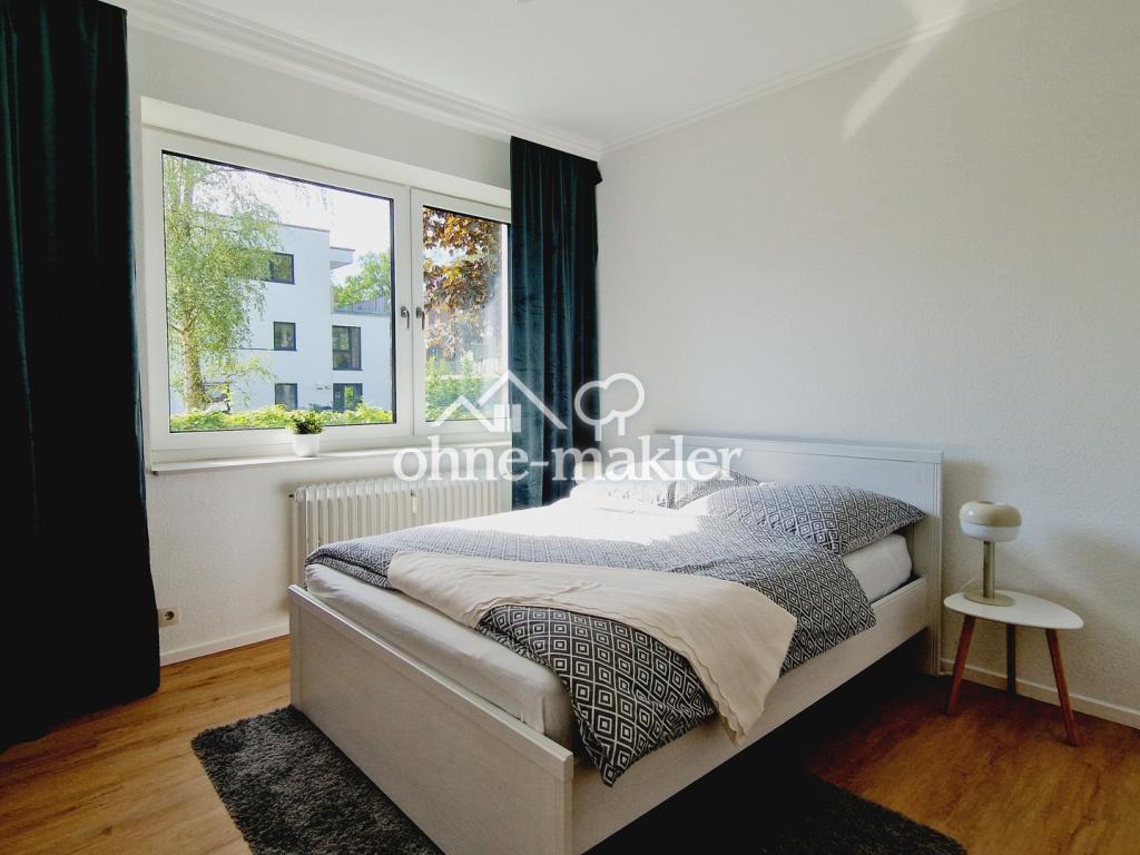 Liebevoll möblierte 2 Zimmer Wohnung mit Balkon ab sofort - Photo 2