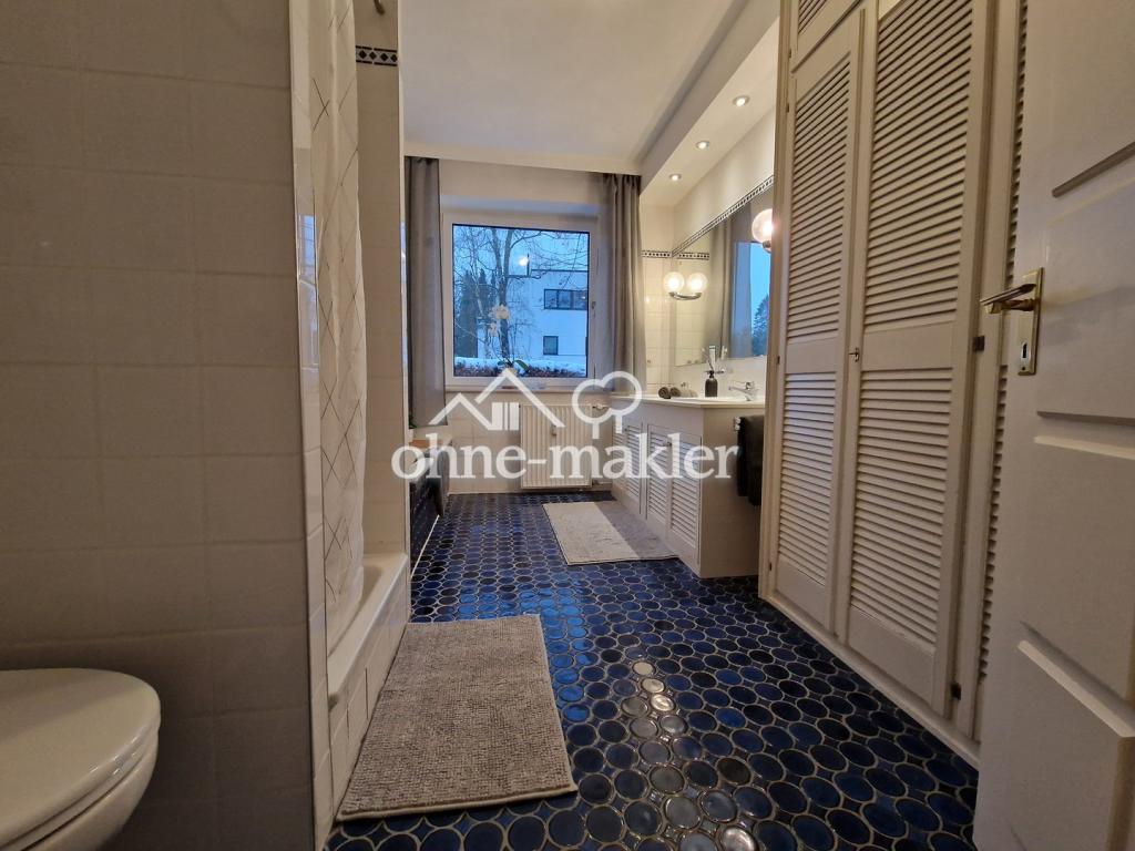 Liebevoll möblierte 2 Zimmer Wohnung mit Balkon ab sofort - Photo 4