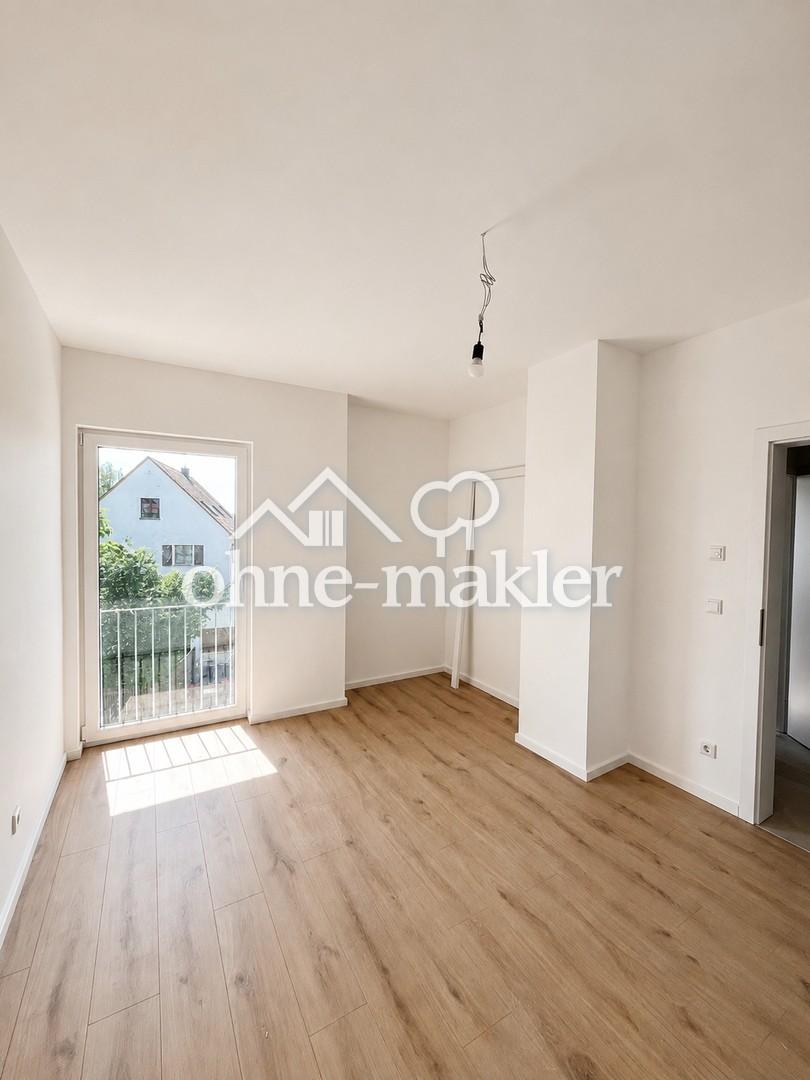 Erstbezug nach Kernsanierung: Lichtdurchflutete 3-Zimmer-Wohnung mit EBK in Spardorf bei Erlangen! - Photo 3