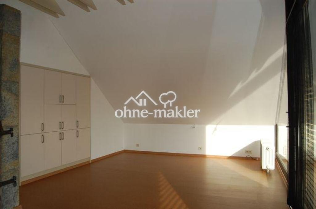 Exklusives 3 Zimmer Whg. Studio mit Loggia, EBK und Kamin - Photo 3