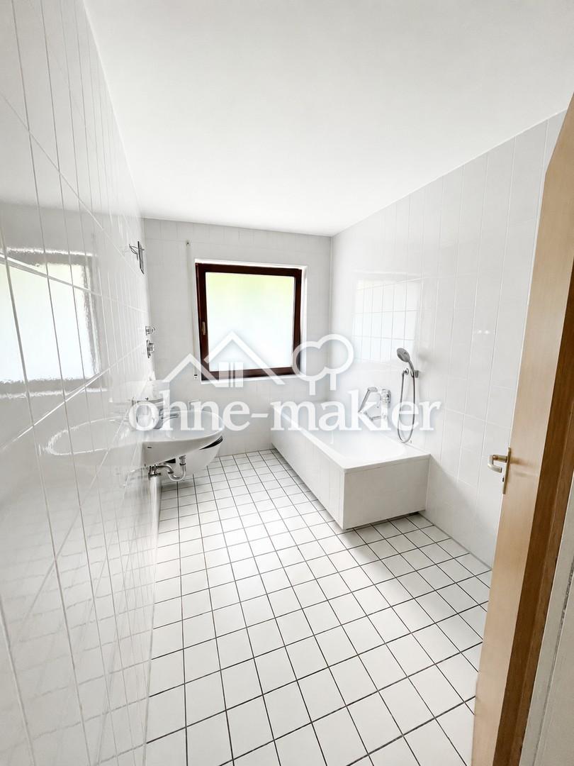 Renovierte 3-Zimmer Wohnung mit offenem Wohnkonzept, Weitblick und Garage - Photo 3