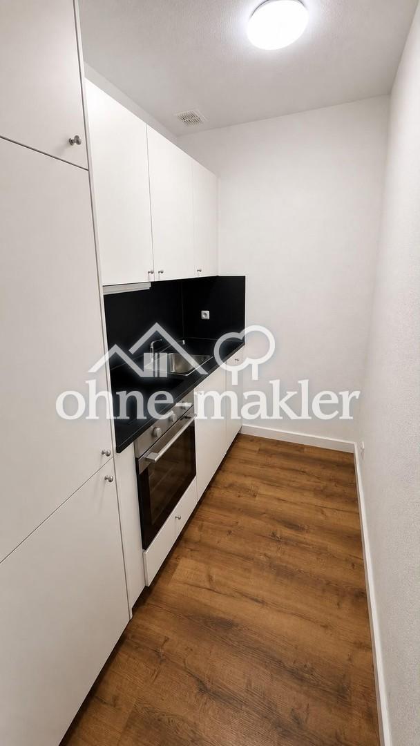 Frisch saniert: 1-Zi-Apartment mit Südbalkon & neuer EBK in Konstanz-Königsbau - Photo 1