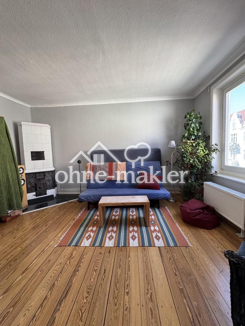 gern an WG`s, Charmante Altbauwohnung mit 2 Balkonen, 3–4 Zimmer, EBK, Bad mit Badewanne - Photo 1