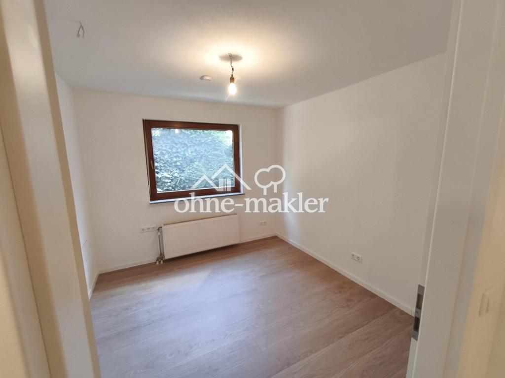 Hochwertig, hell & perfekt fürs Homeoffice: Top-gepflegte 4-Zimmer-Wohnung in Eutingen - Photo 4