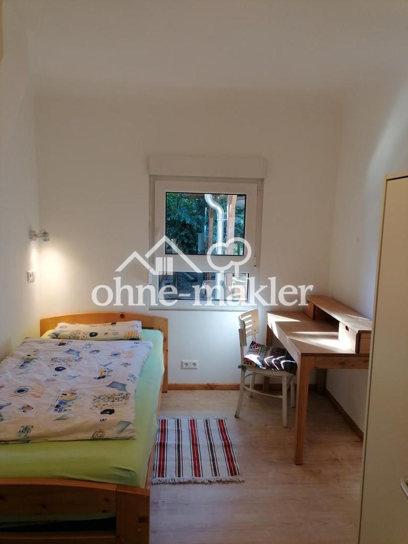 WG Haus 4 Zimmer, Frauen, sehr gute Lage im Grünen und S Bahn, sehr großes Grundstück - Foto 1