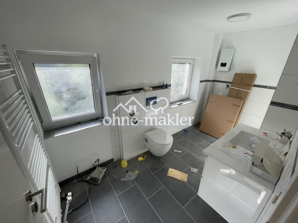 SCHLOSSBLICK | Illertissen | 3-Zimmer Wohnung | Küche + Parkplatz + Terasse - Photo 3