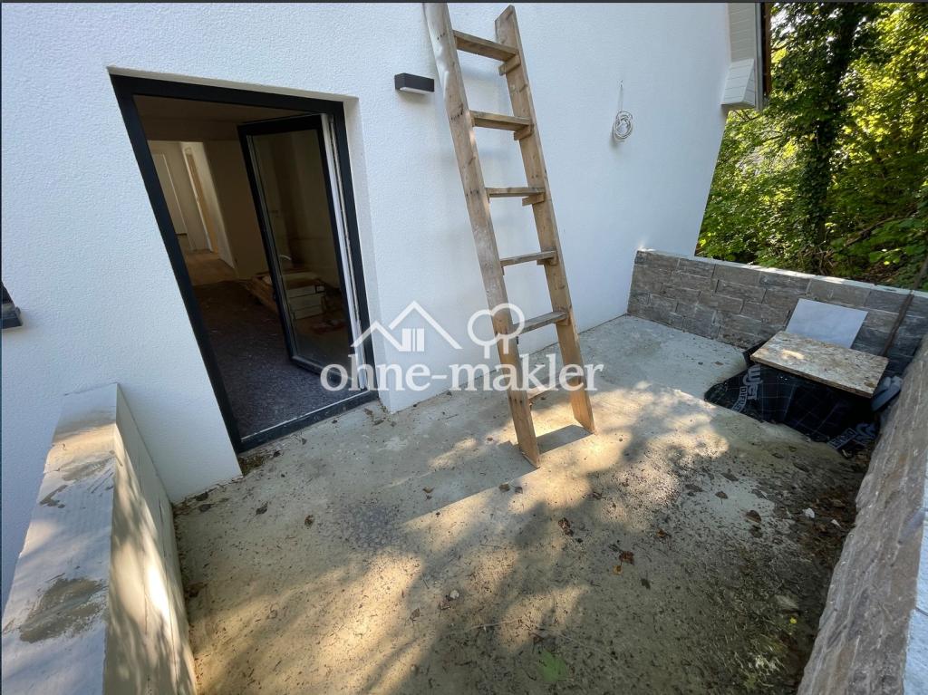 SCHLOSSBLICK | Illertissen | 3-Zimmer Wohnung | Küche + Parkplatz + Terasse - Photo 4