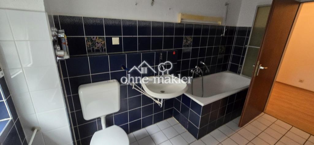 Sofort verfügbare 2-Zimmer Wohnung in zentraler Lage mit Balkon - Foto 3