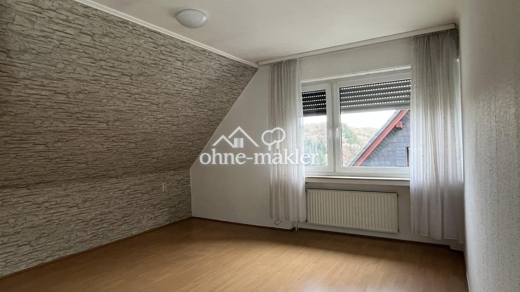 Helle 3-Zimmer-Wohnung mit Kamin & Extraraum in Gummersbach – ab sofort frei - Foto 2