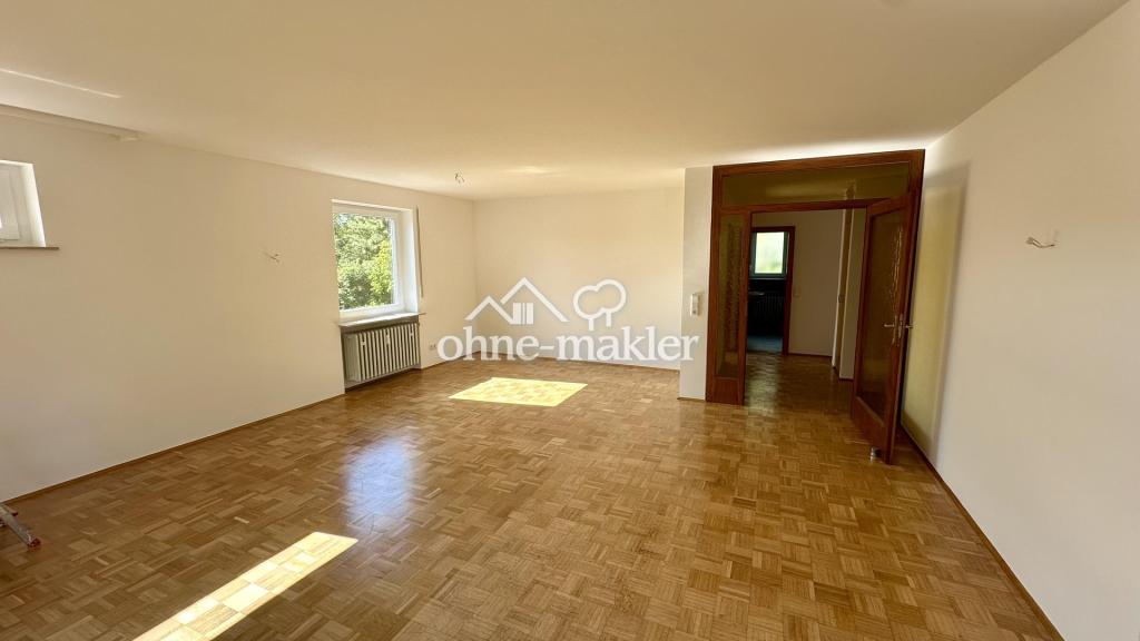 Helle 4-Zimmer-Wohnung im 1.OG mit Balkon in Gerbrunn - Photo 2