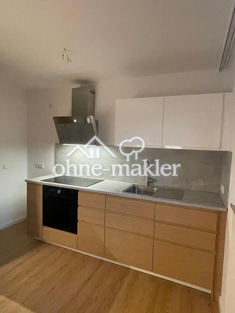Helle 4-Zimmer-Wohnung im 1.OG mit Balkon in Gerbrunn - Photo 3