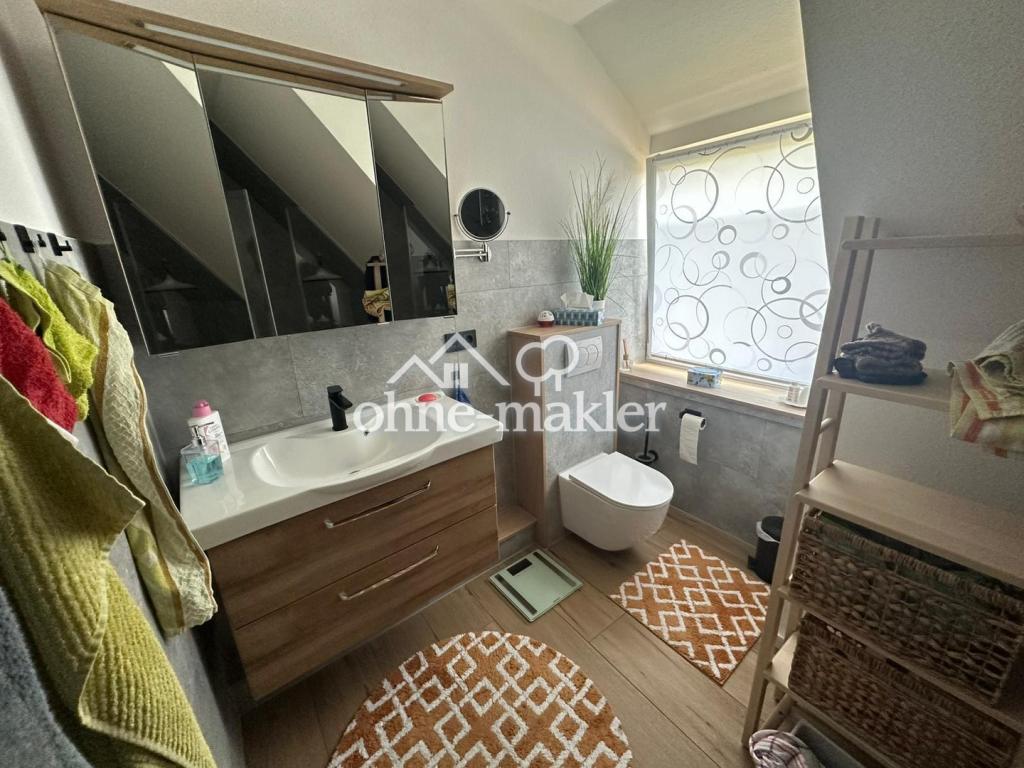 Modern sanierte DHH | 141 m² | 5 Zimmer | Garage | Garten | Weyhe-Erichshof - Photo 4