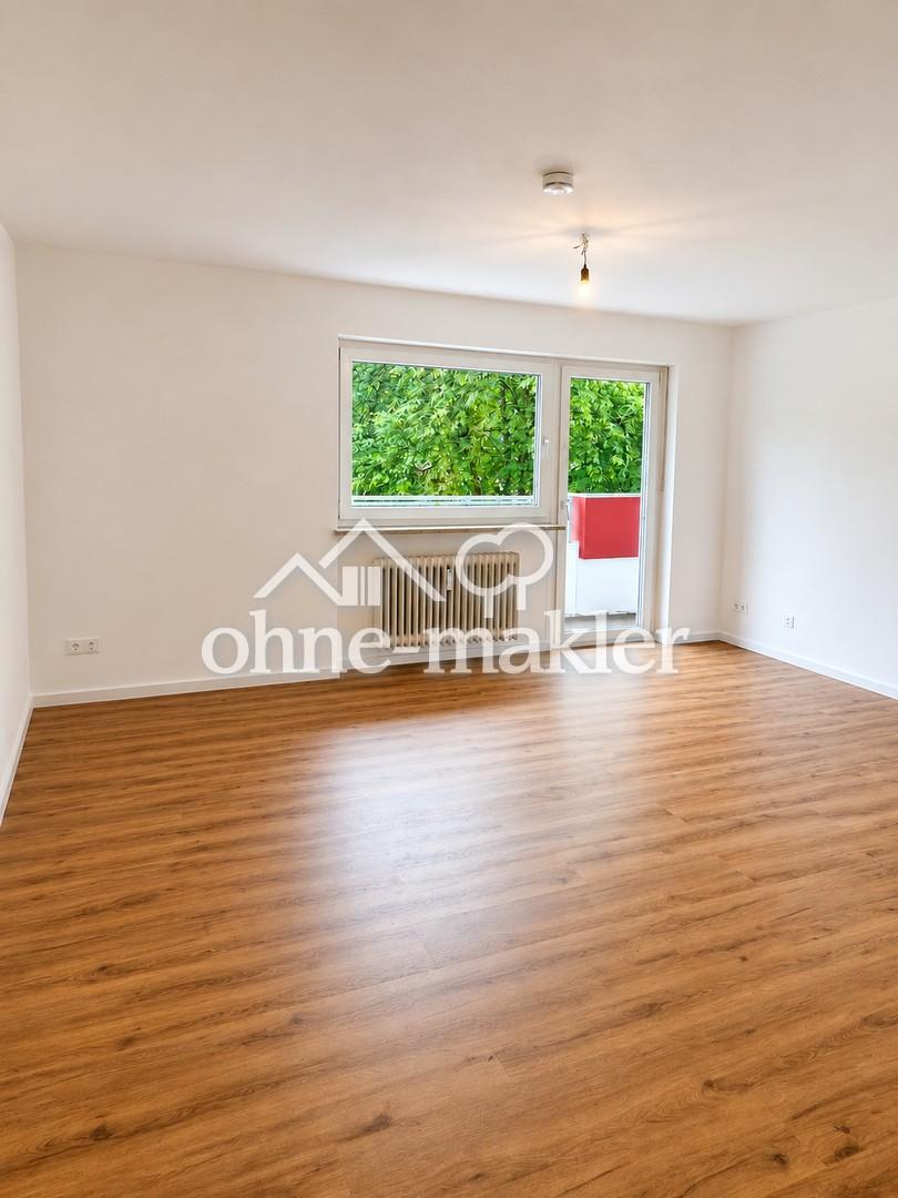 Frisch renovierte 1-Zimmer-Wohnung mit großem Südbalkon, EBK, Stellplatz u. Aufzug - Photo 2