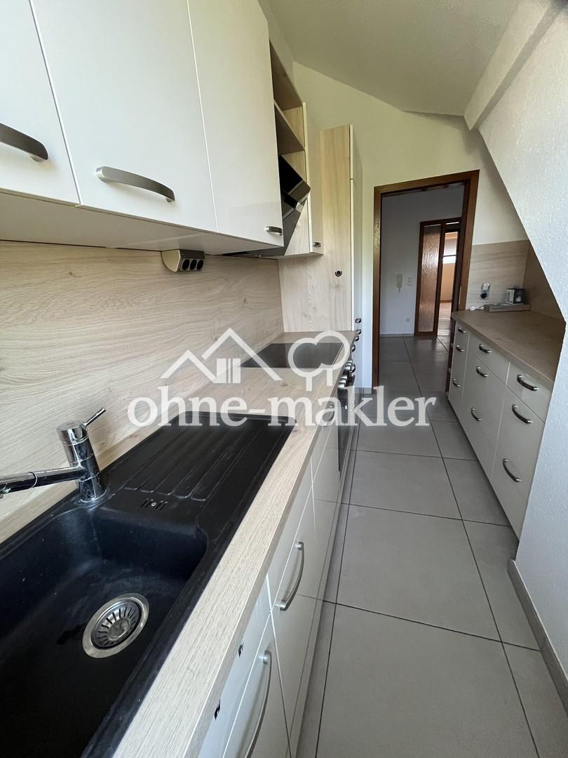 Modernisierte Dachgeschosswohnung - Sofort bezugsfrei - Photo 2