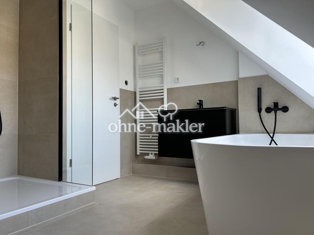 exklusive penthouseartige Dachgeschosswohnung mit großzügiger Dachterrasse in Dortmund-Kirchhörde - Photo 4