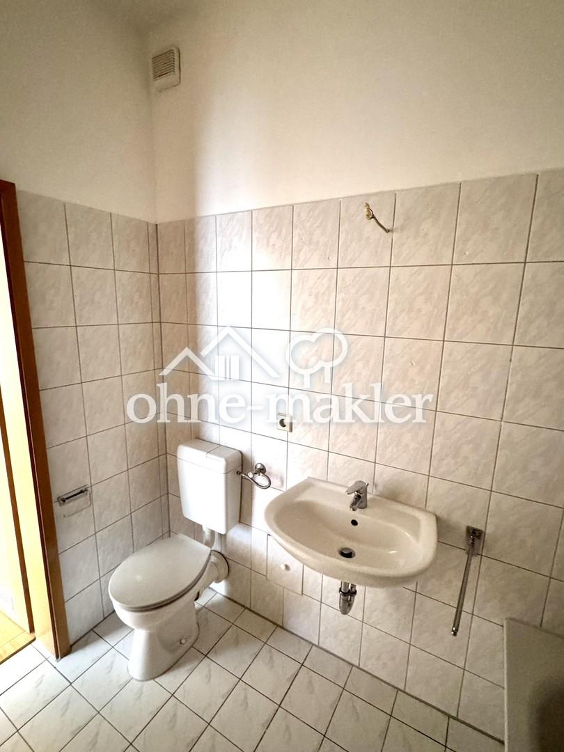 Helle 2-Zimmer-Wohnung mit Balkon in ruhiger Lage – ideal für Singles - Foto 3