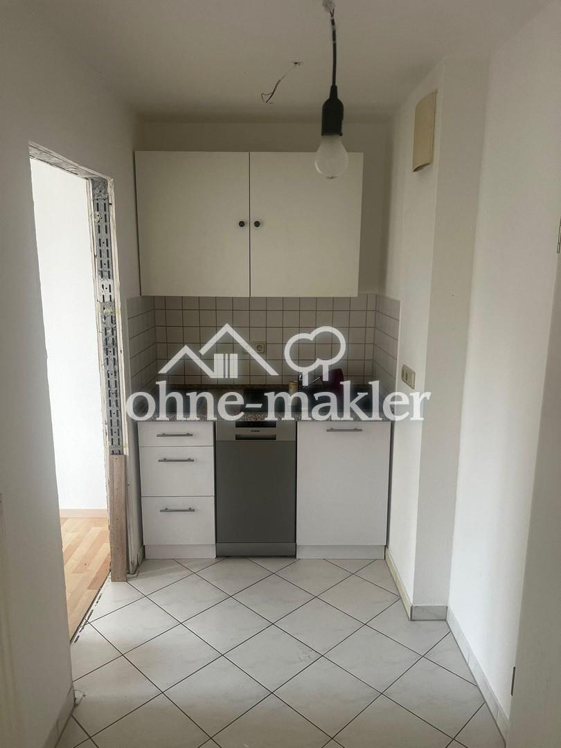 Schöne 2-Zi Wohnung mit Küchenzeile zentral in Zwickau ab sofort - Photo 1