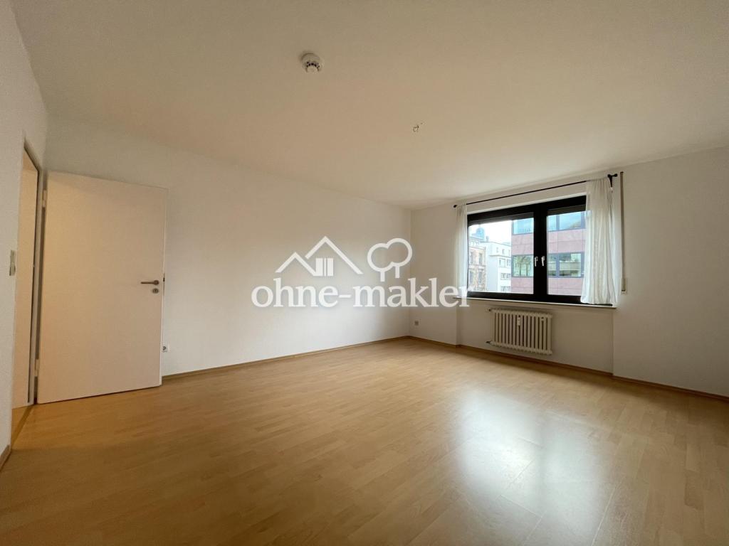 Lichtdurchflutete 4-Zimmer-Wohnung mit Skyline-Blick im Herzen Frankfurts - Photo 3