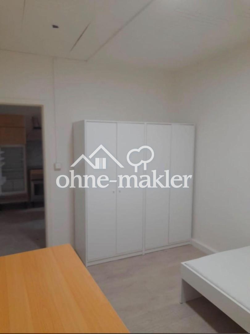 Helles, voll möbliertes 20qm Zimmer in Ludwigsburg – Reine Frauen-WG - Foto 1