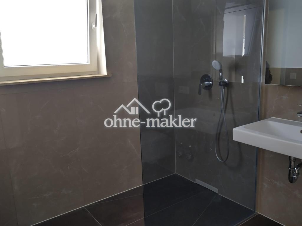 Stilvolles Wohnen im modernen Vierfamilienhaus in Eberstadt - Foto 4