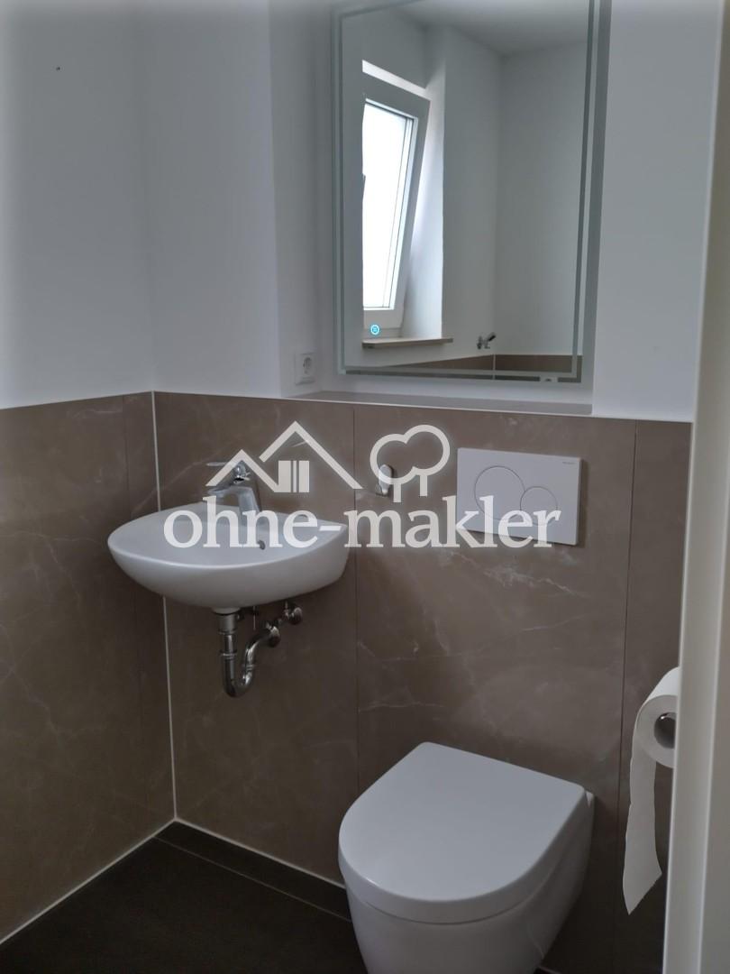 Stilvolles Wohnen im modernen Vierfamilienhaus in Eberstadt - Foto 5