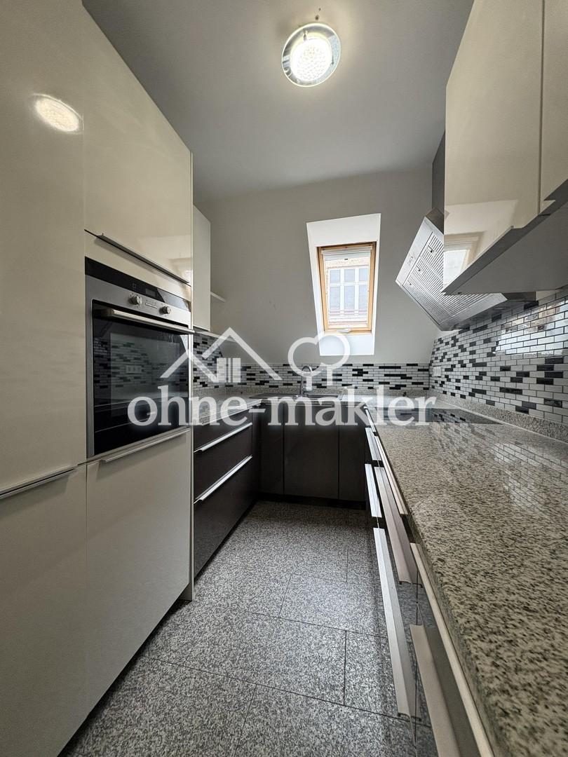 Lichtdurchflutete & klimatisierte DG-Wohnung in Stuttgart West - Photo 1