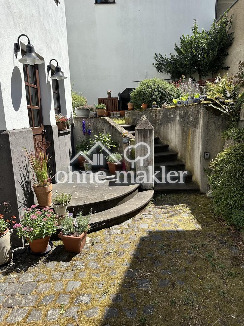 Einzigartiges Wohnen im Rathaus: Großzügige 4-Zimmer-Wohnung mit Garten & Stellplatz! - Foto 2