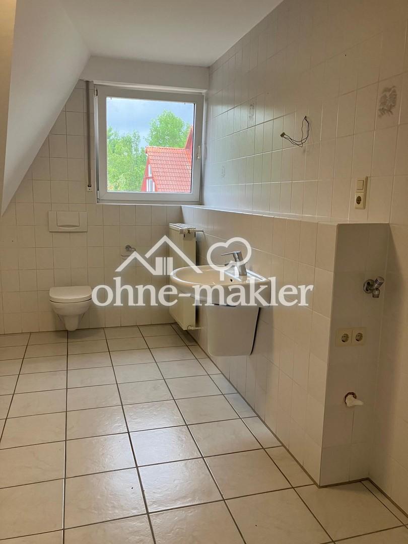 Komfort-Einliegerwohnung im Winkelbungalow mit Balkon in ruhiger Stadtrandlage, von privat - Photo 5
