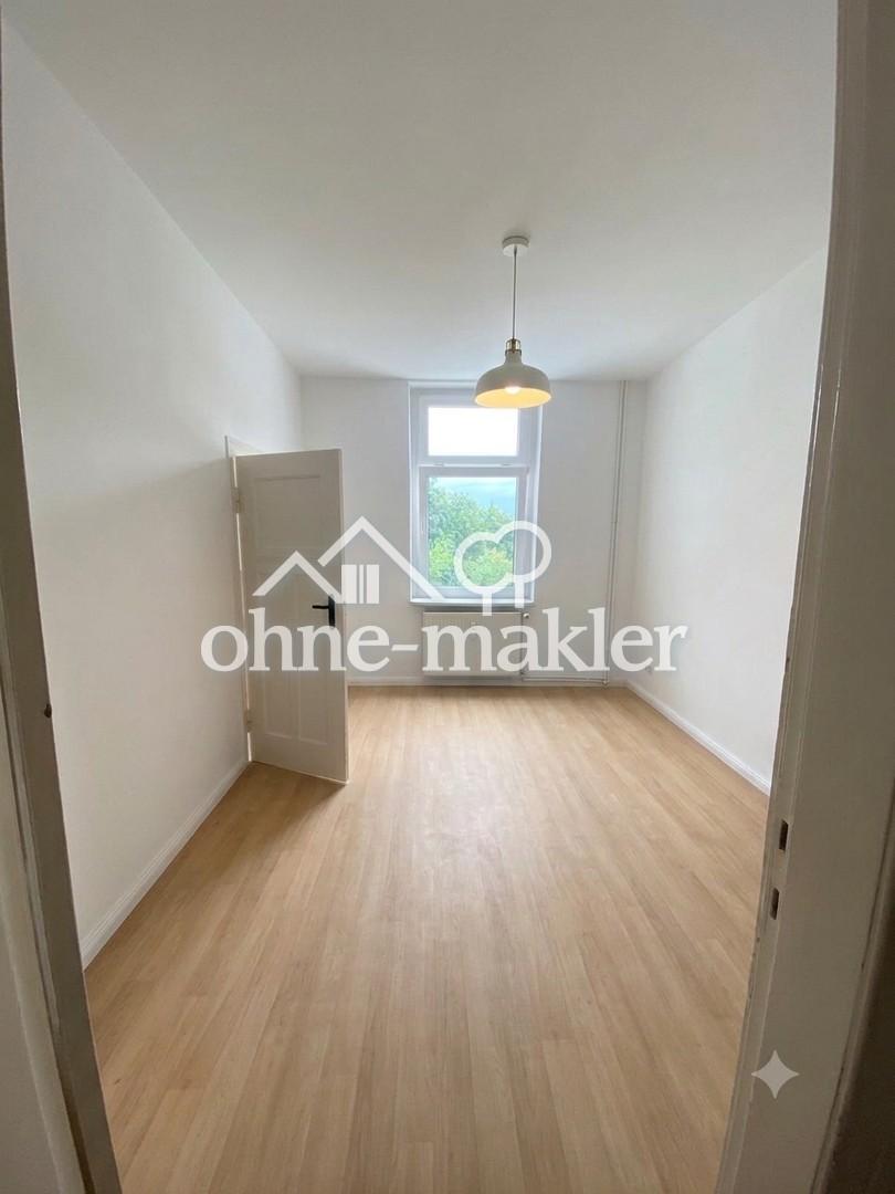 Frisch **renovierte** 4,5-Zimmer Wohnung, 2 Badezimmer, nähe der TU Brandenburg - Photo 3