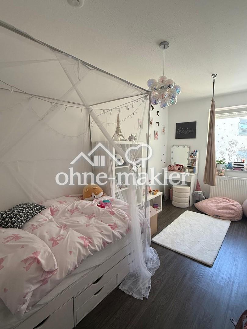 Helle, lichtdurchflutete 3 – Zimmer - Whg. inkl. EBK, Tiefgaragenstellplatz, Balkon und Kellerabteil - Photo 5