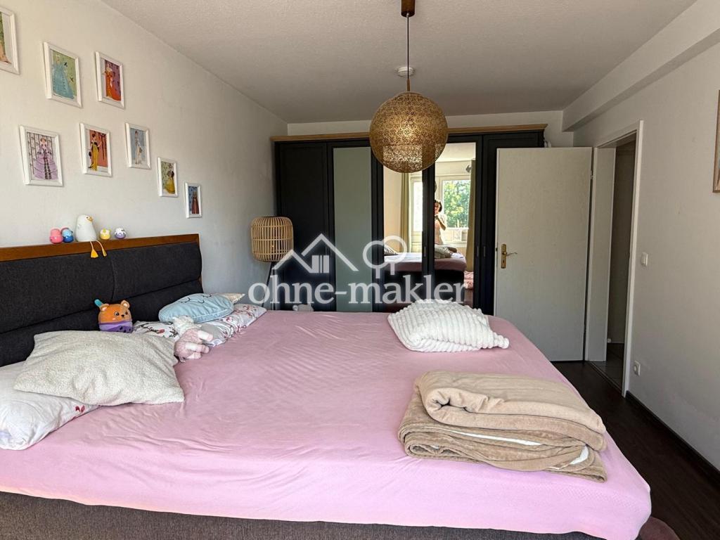 Helle, lichtdurchflutete 3 – Zimmer - Whg. inkl. EBK, Tiefgaragenstellplatz, Balkon und Kellerabteil - Photo 3