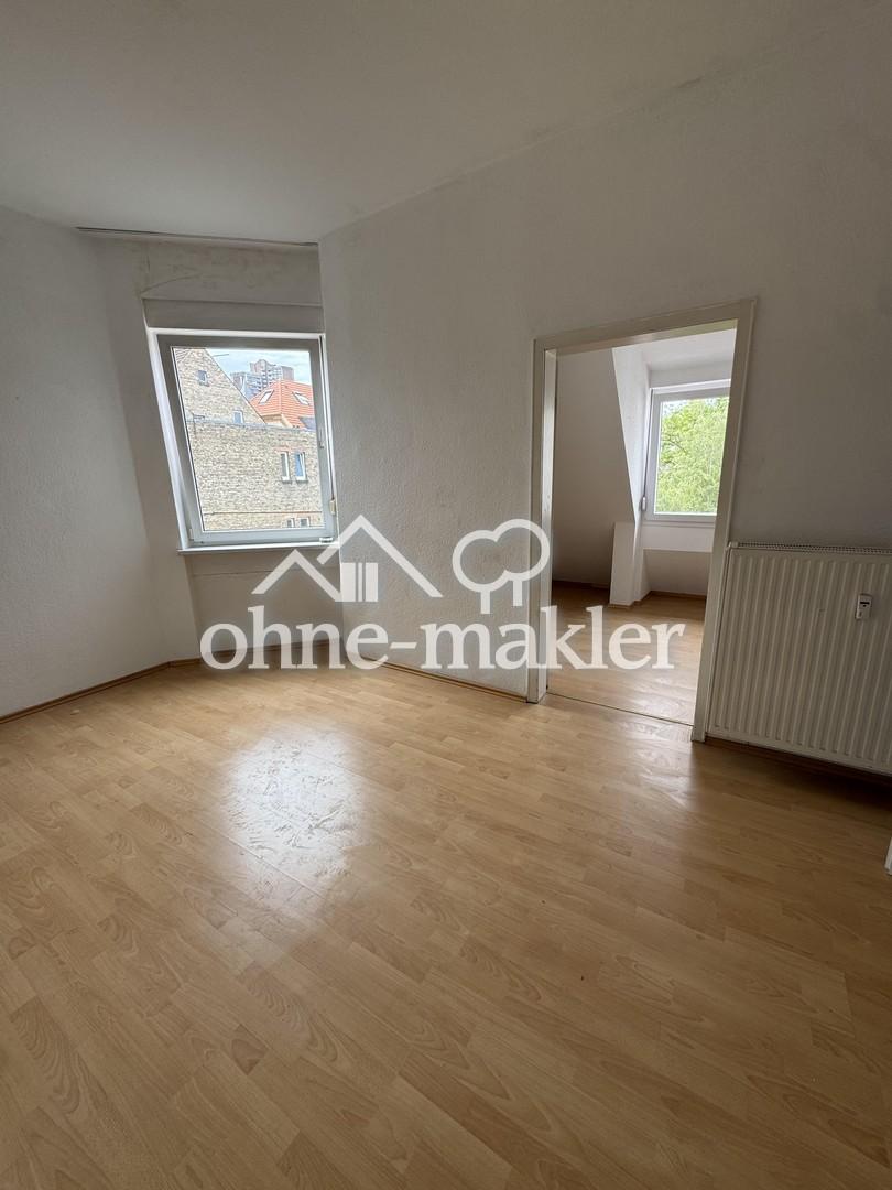 Helle 2-Zimmer-Dachgeschosswohnung in Mannheim Neckarstadt-Ost - Foto 1