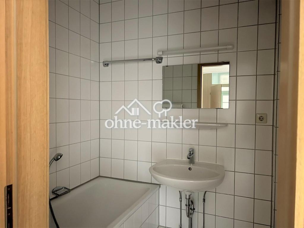 Helle Dachgeschosswohnung in der schönen Oststadt - Foto 5