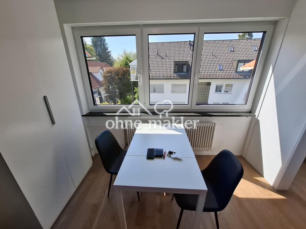 Erstbezug nach Komplettsanierung – voll möbliertes Apartment in U-Bahn-Nähe (U3) - Photo 1
